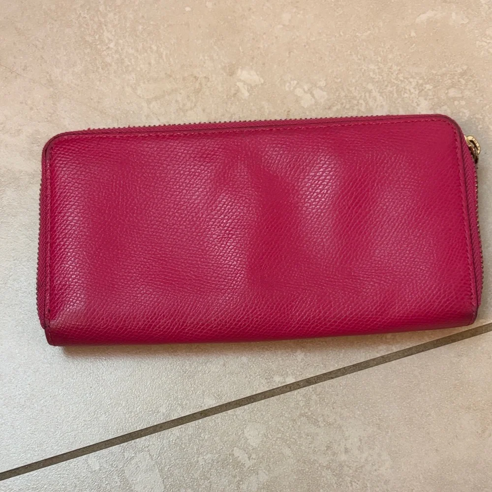 Coach Fuchsia Leather Zip Wallet